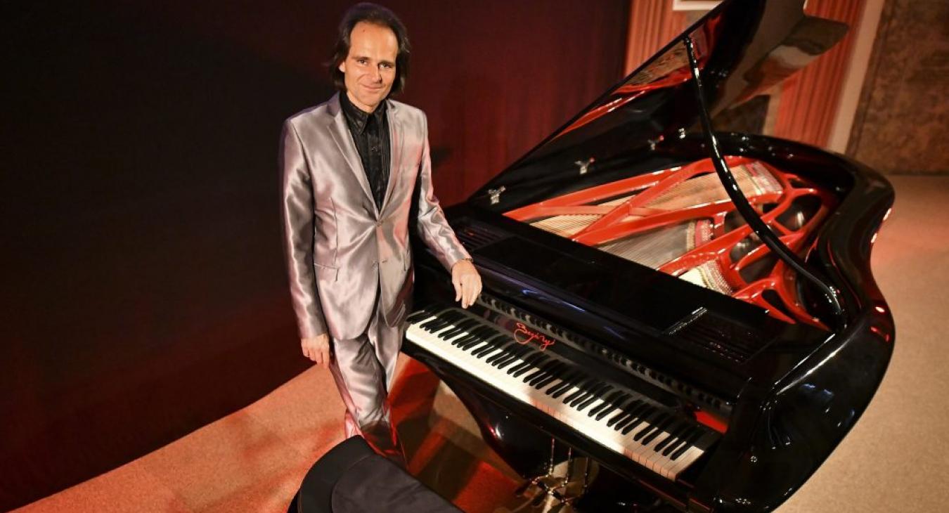 80 millióért vásárol egy Bogányi-zongorát az új brüsszeli rezidenciába a kormány