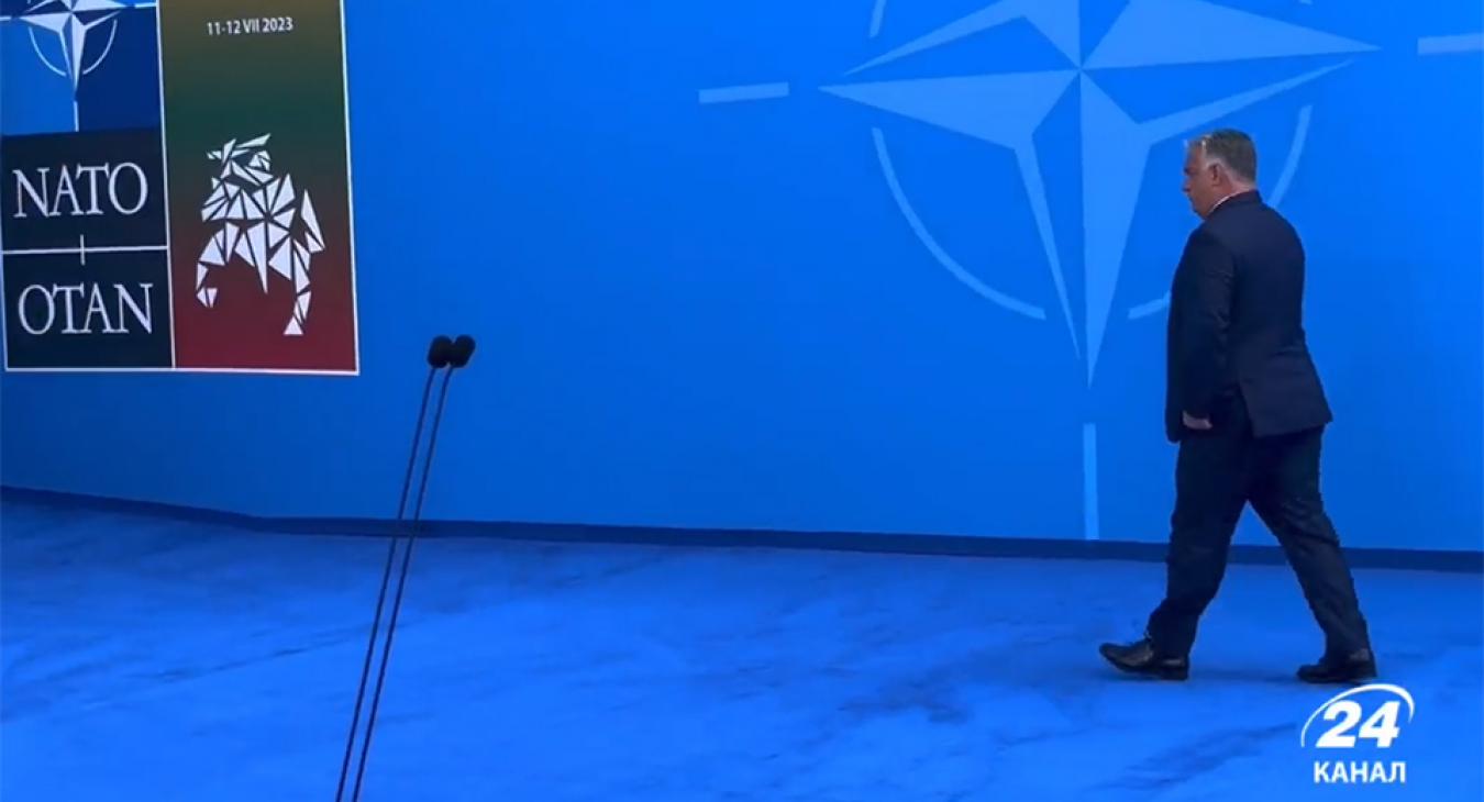 Orbánra égett szégyenfolt - ilyen az, amikor Moszkva diktál...