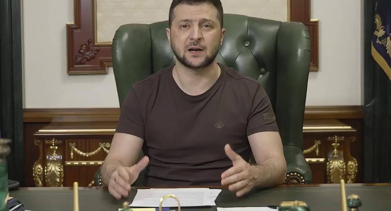 Zelenszkij aláírta az ukrán nyelvtörvény megváltoztatását