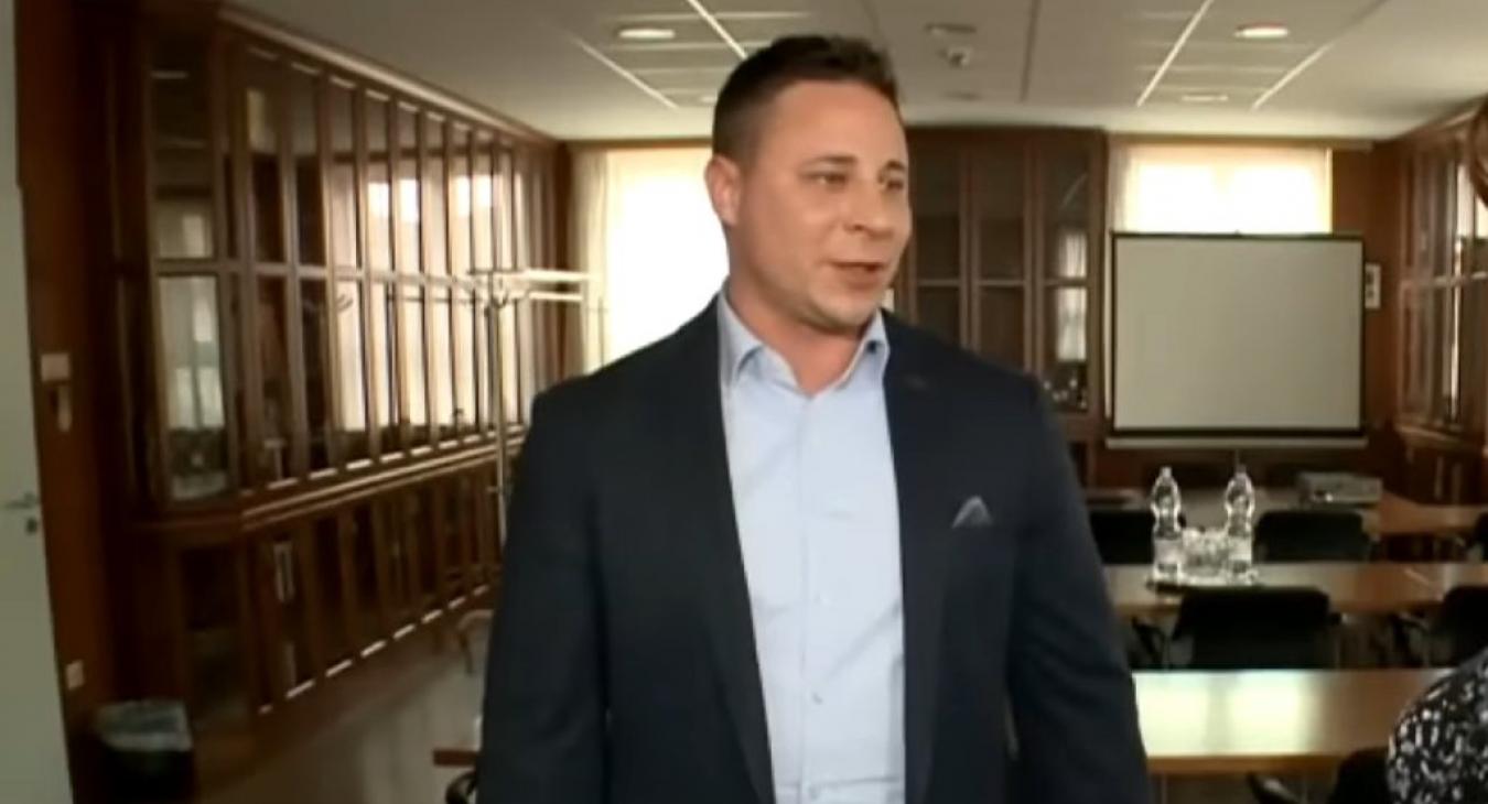 Így építette ki hálózatát Schadl György