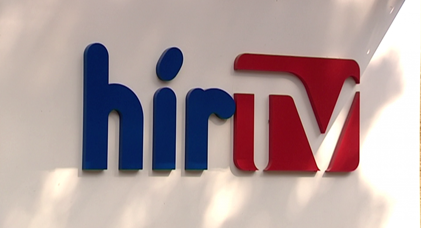 Kírúgtak egy embert a Hír TV-től hírhamisításért