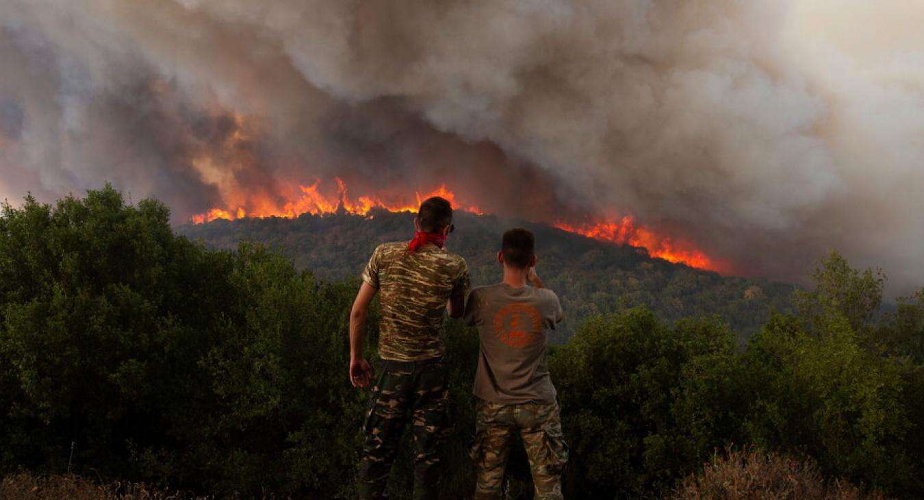 Több, mint száz erdőtűz tombol Görögországban, majdnem a felük a hétvégén keletkezett 