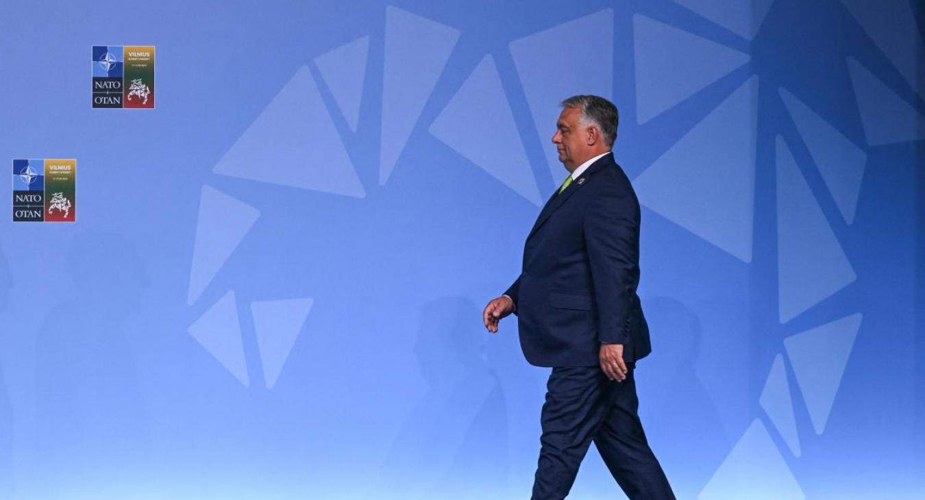 A kormánymédia dominanciája: nem hallatszik ki Orbán világába az ellenzék szava