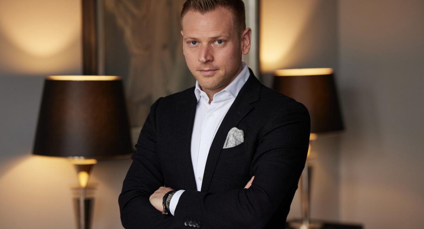 Repkednek a százmilliárdok, bizonyítottan legalább 36 luxusingatlan-projekt kötődik az Orbán–Tiborcz-körhöz