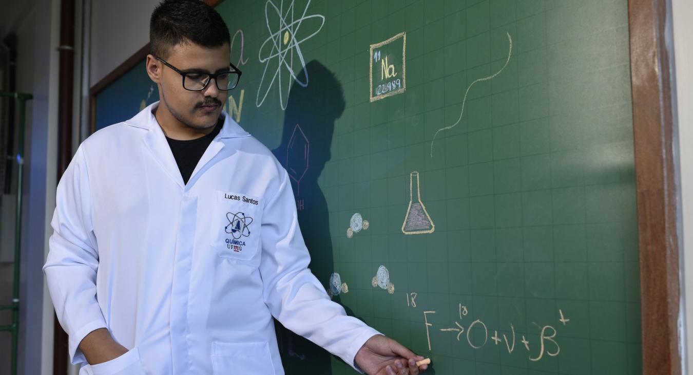 Csak egyvalaki jelentkezett idén fizika-kémia szakos tanárnak 