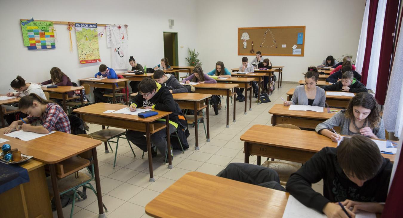 Lassan a nyolcadikosok fele funkcionális analfabétának tekinthető