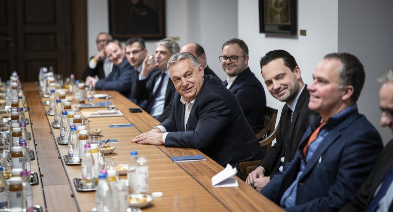 Összeiratják az állami cégeknél azokat a pozíciókat, amiket hadiállapot idején is be kell tölteni