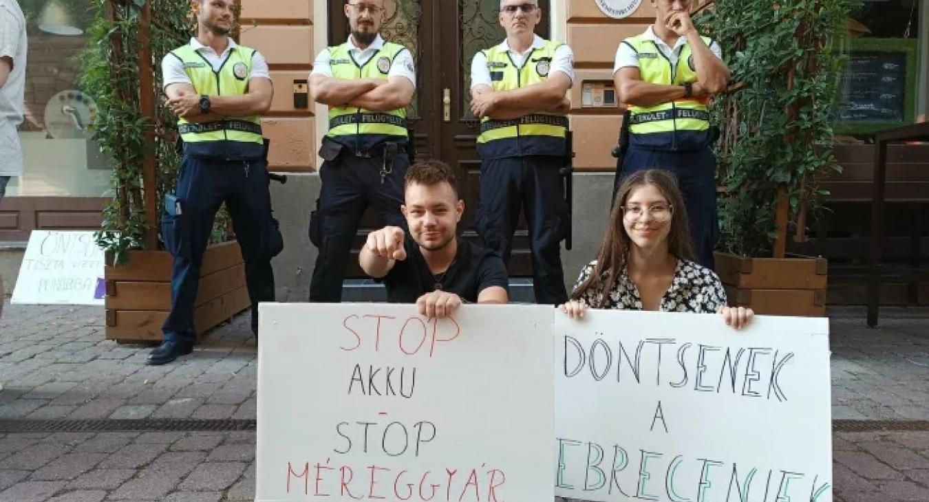 Nyomoznak a Momentum debreceni blokádja miatt 