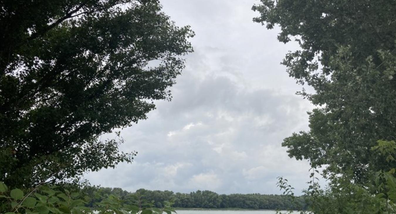 Túlnyomóan napos időre van kilátás időnként erősen megnövekvő gomolyfelhőkkel