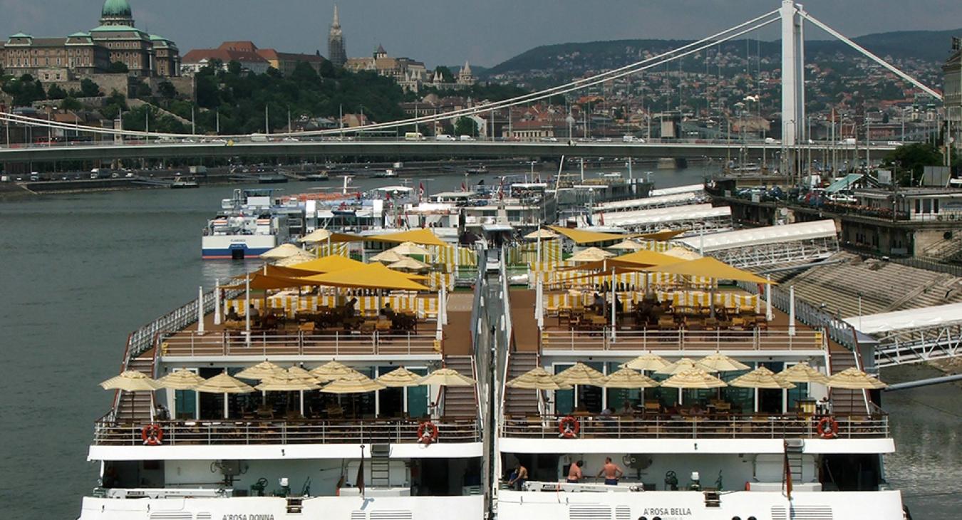 Elfogyott a gázolaj Magyarország egyetlen komplex vízi benzinkútján