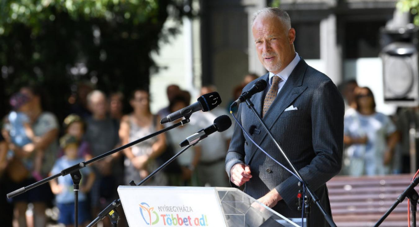 Újra lesz huszáregység a honvédségben