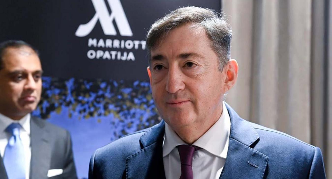 Mészáros Lőrinc tőzsdei cége reagált a jachtozásra