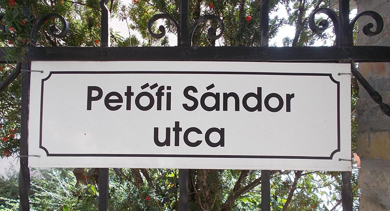 Kiről nevezték el a legtöbb utcát Magyarországon?