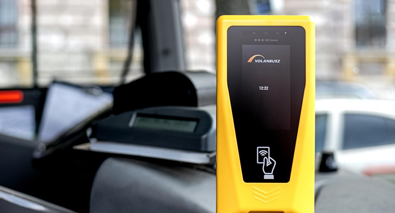 Lezárult a felmérés: a Volánbusz három héten át vizsgálta járatain az ország- és vármegyebérletek használatát 