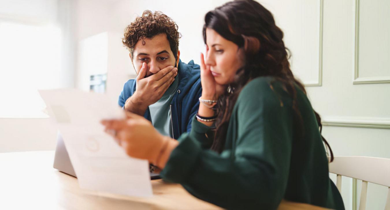 Baljós számokat közölt az MNB a lakosság anyagi helyzetéről 