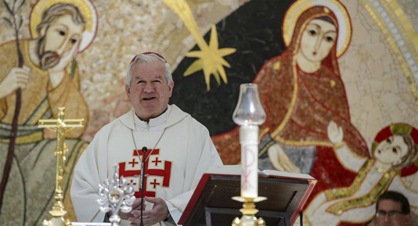 Milliós havi tiszteletdíj Kiss-Rigó püspöknek, milliárdos támogatás, külföldi konferenciák