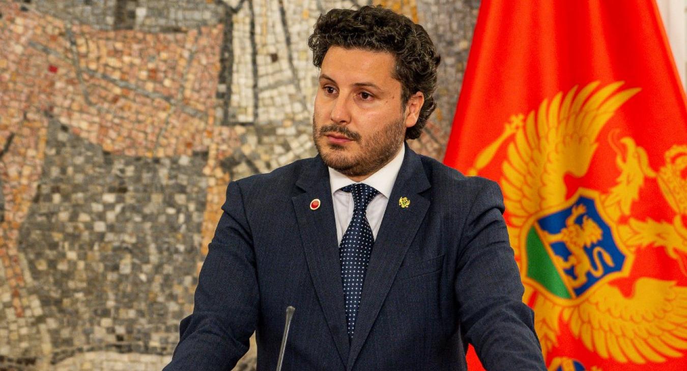 A lejtő előtt elszállt a fék a montenegrói miniszterelnök kocsiján