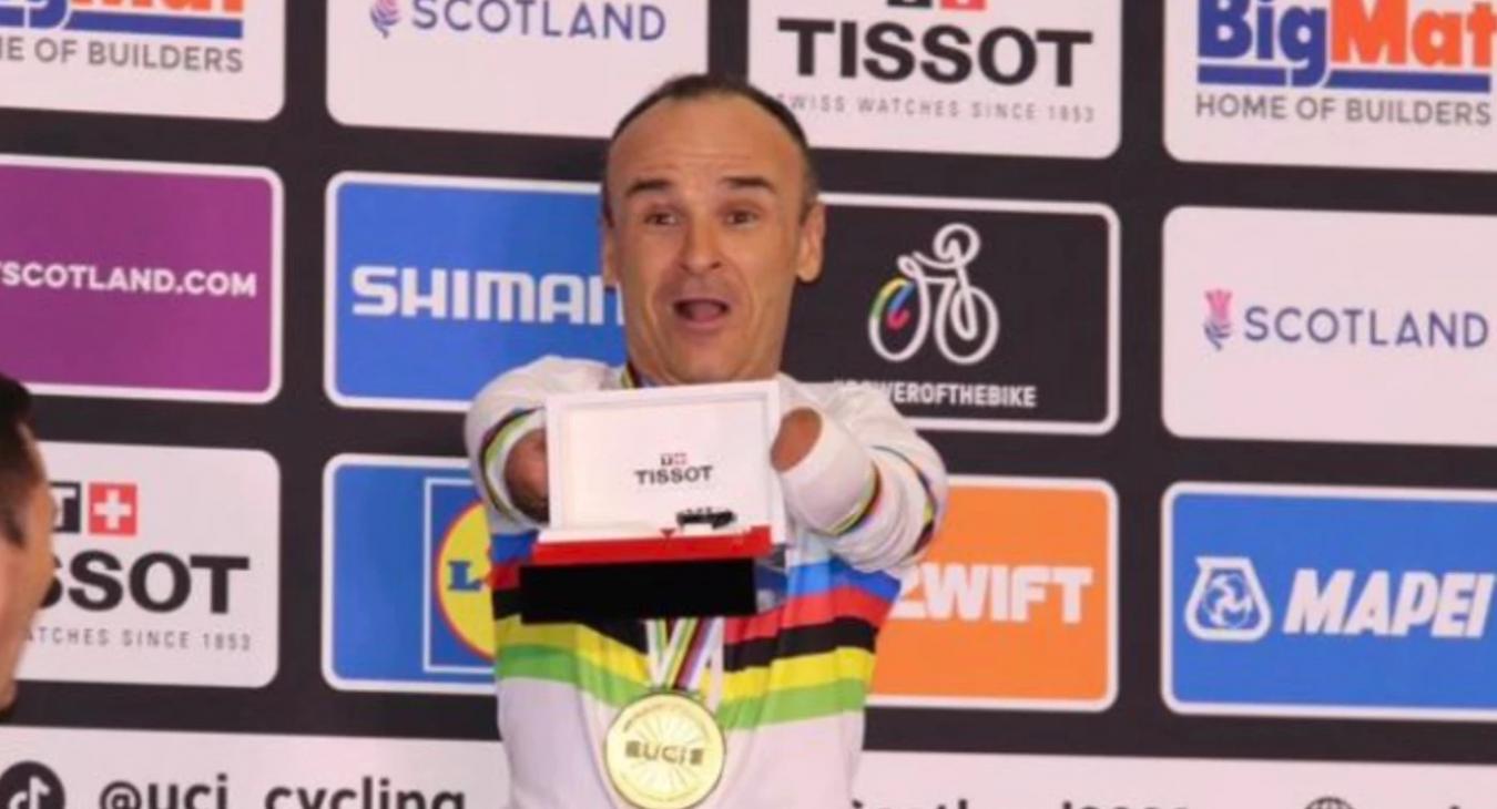 Kar nélküli paralimpikon nyerte meg a világbajnokságot – a fődíj egy karóra volt