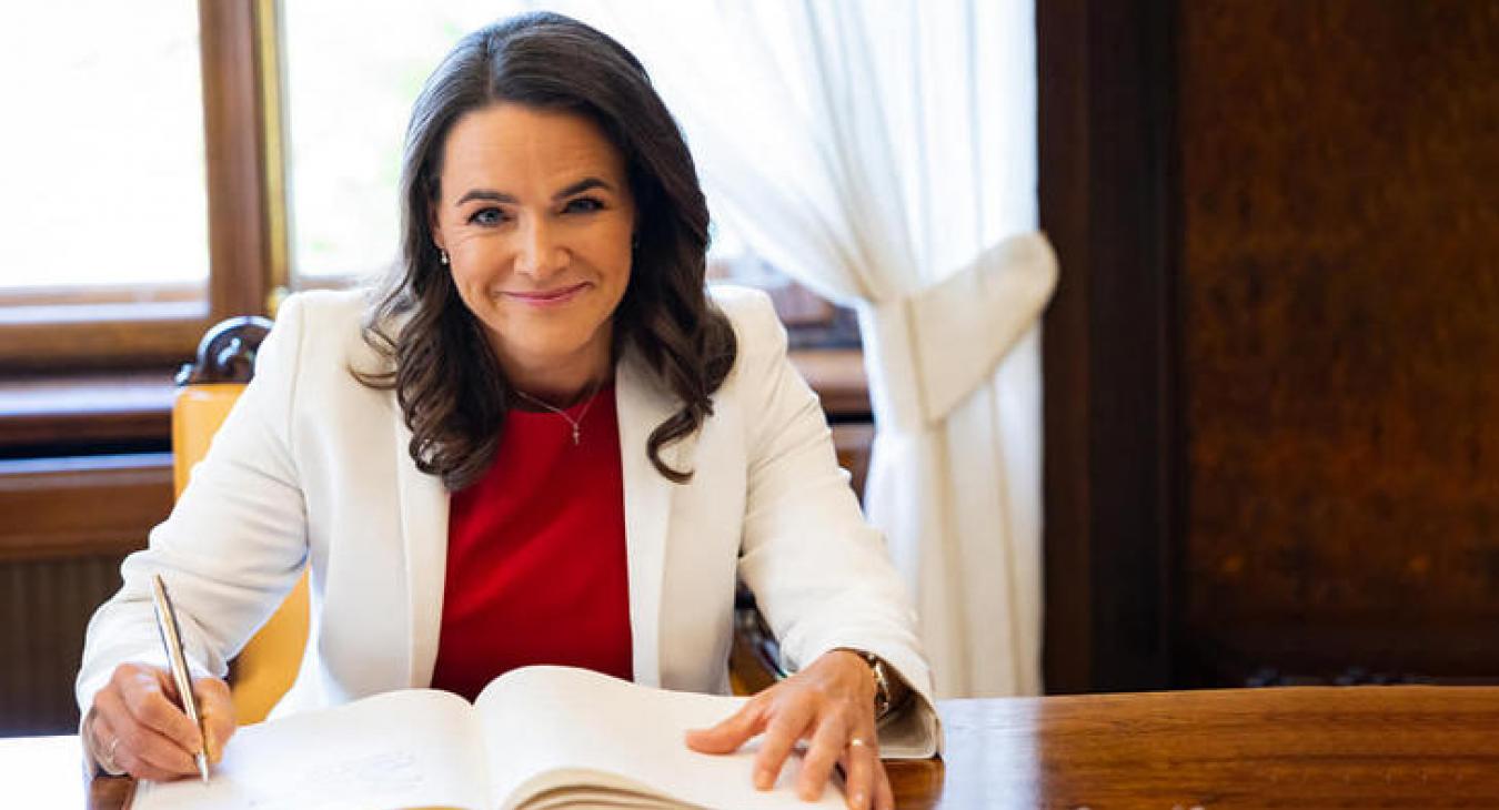 Két nappal az amerikai vízumszigorítás után hirtelen 12 ember állampolgárságát vonta vissza Novák Katalin