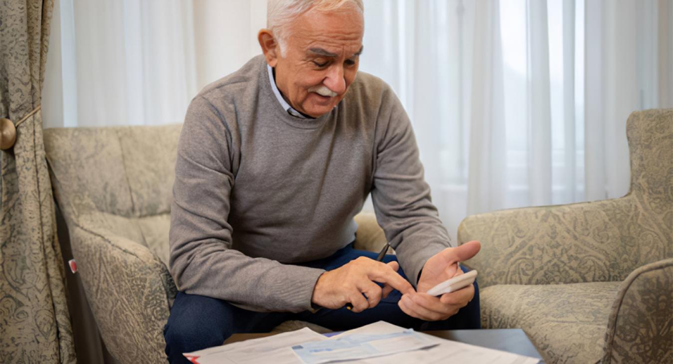 Az adatok szerint nem emelni, hanem csökkenteni kellene a nyugdíjkorhatárt