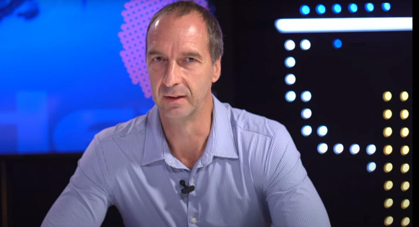 Oszkó Péter sima fideszes győzelemre számít a 2024-es európai parlamenti választáson - VIDEÓ