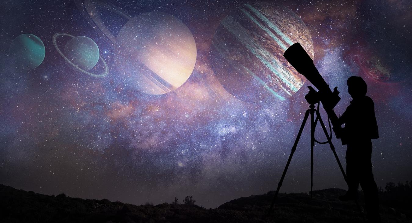 Csütörtökön indul Magyarország legnagyobb csillagászati programsorozata
