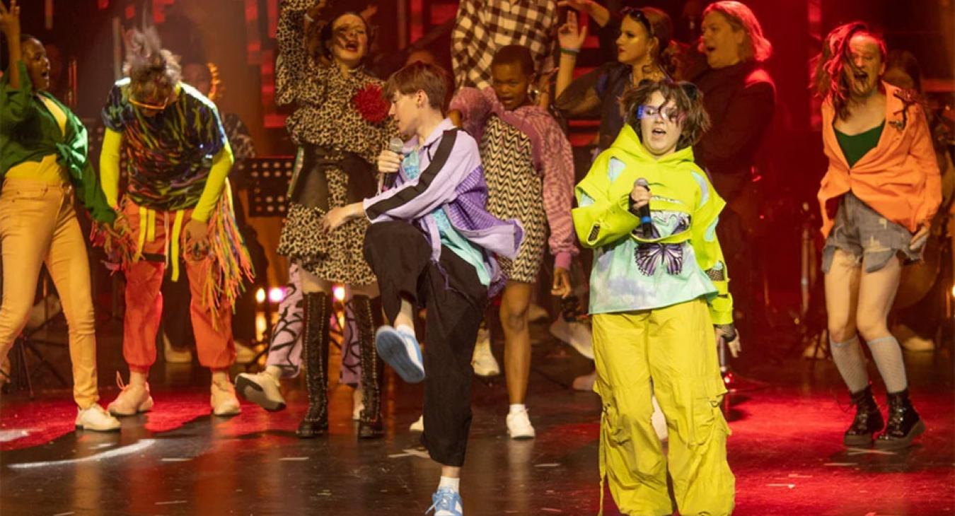 Jubileumi előadással zárult Moszkvában a Roszatom 15. nemzetközi gyermekszínjátszó tábora 