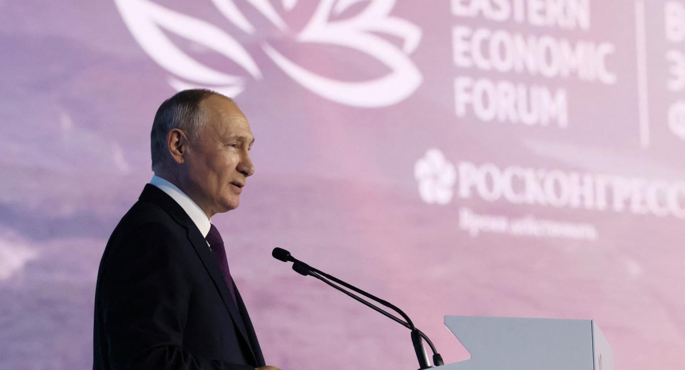 Putyin szerint hibázott a Szovjetunió 1956-ban, amikor tankokkal bevonult Budapestre