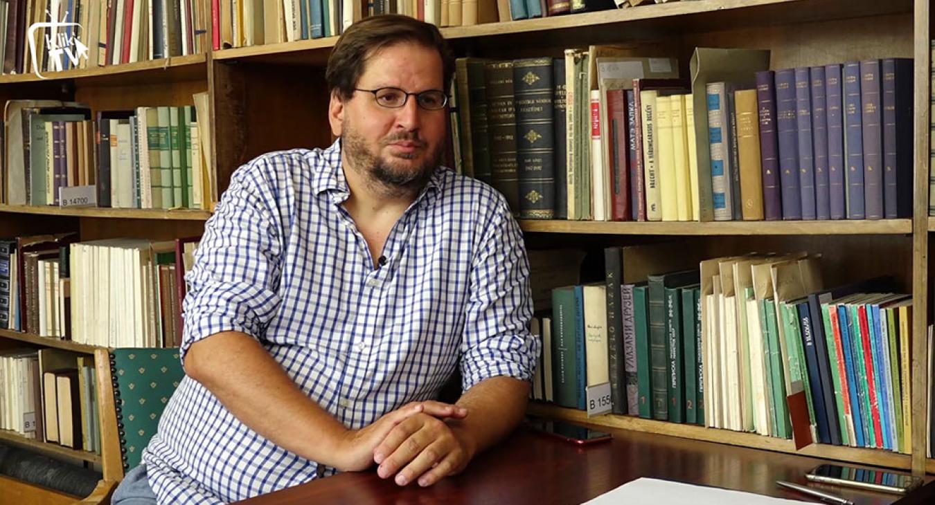 Pogátsa Zoltán: Csapdahelyzetbe került a kormány 