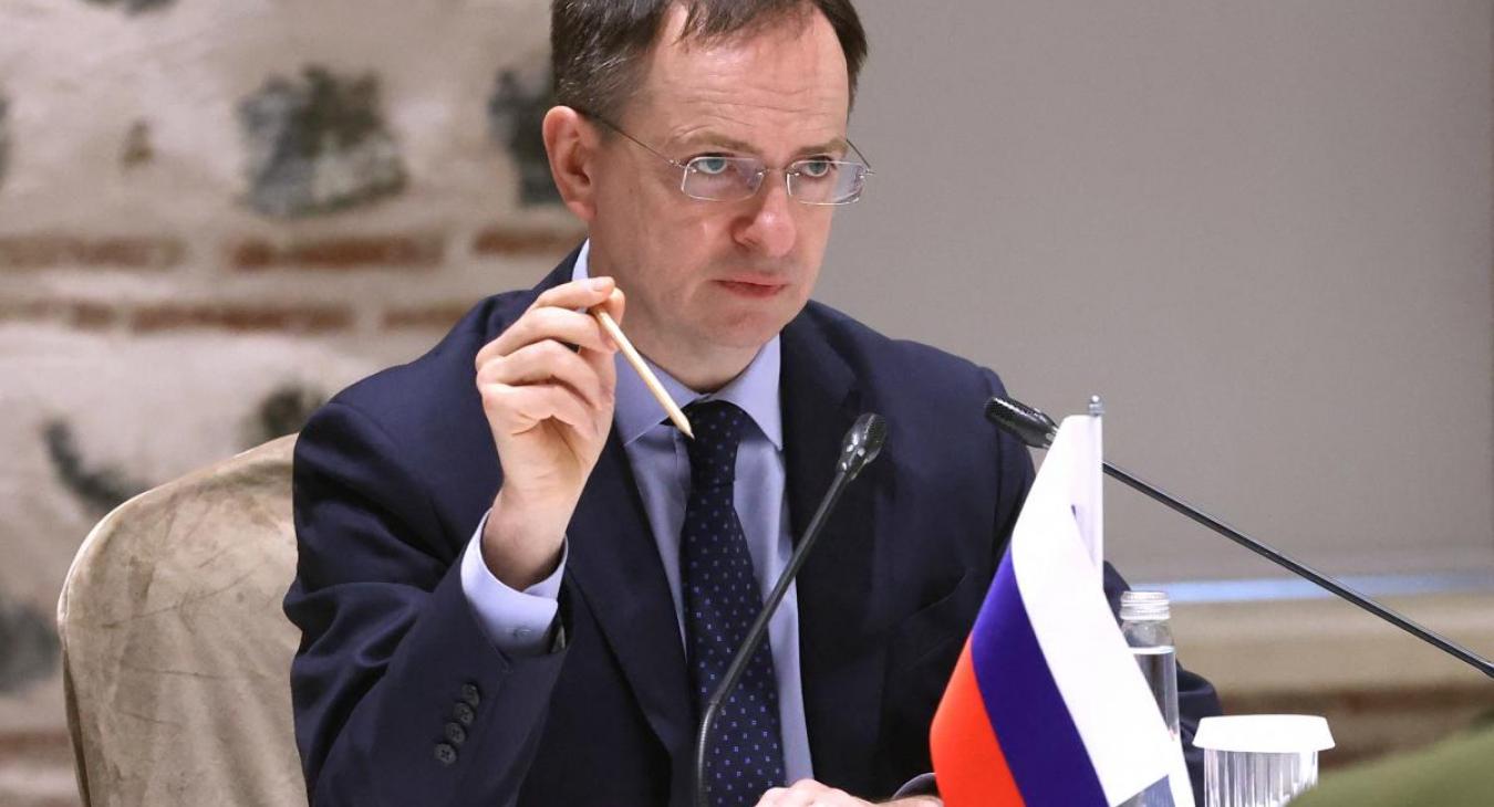 Kicsoda Putyin tanácsadója, aki lefasisztázta az '56-os forradalmárokat?