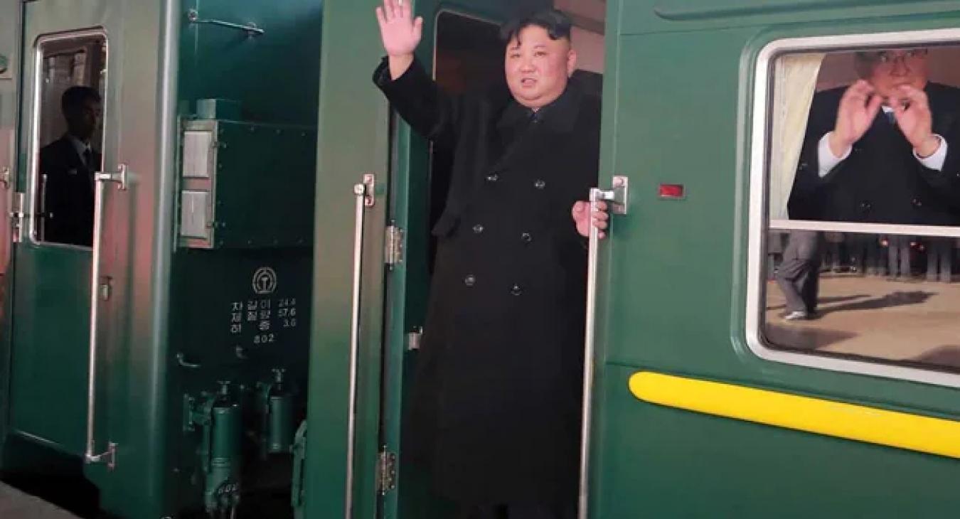 Kim Dzsungun hamarosan vonatára száll, hogy Vlagyivosztokban Putyinnal találkozzon 