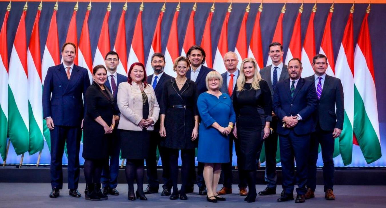 Késő ősszel dönthet egy Fidesz-kongresszus az EP-választás jelöltjeiről