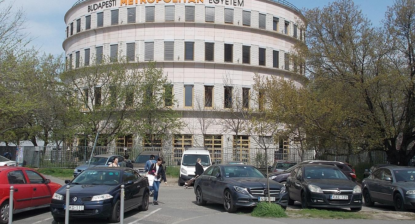 Gondok vannak a Metropolitan Egyetemen