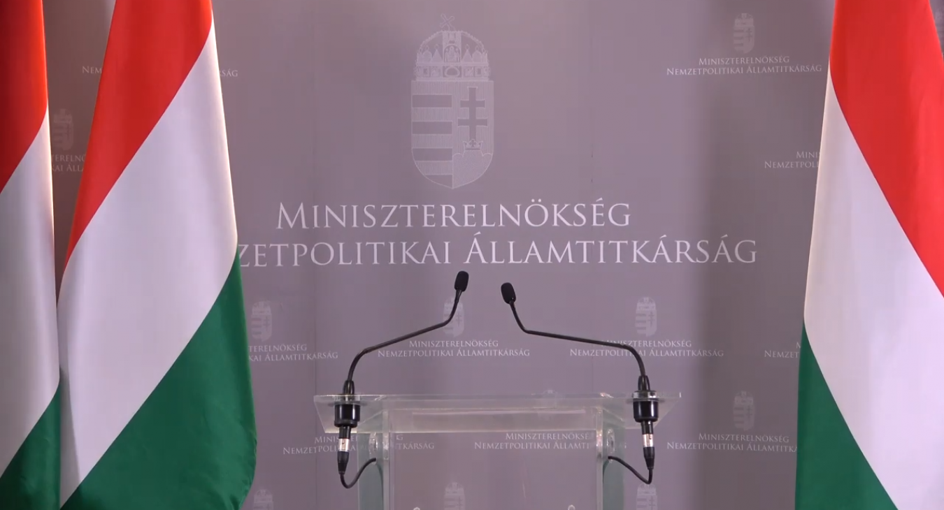 Hamarosan érkezik a megemelt összegű oktatási-nevelési támogatás a külhoni magyar szülőkhöz