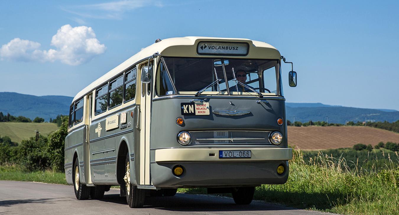 Ősszel se hagyja ki a Volánbusz nosztalgiajáratait! 