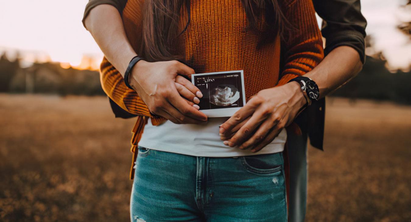 Tizből hat nő nem fogja tudni felvenni a babaváró hitelt