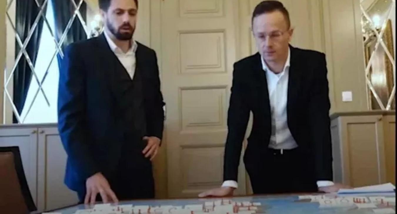 Szijjártó helyettese lebontaná a déli határkerítést