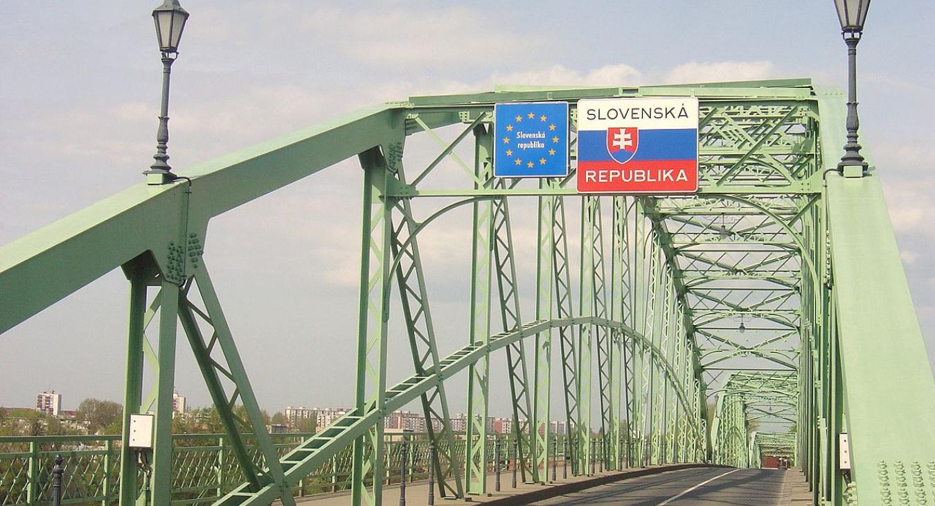 A szlovák–magyar határ ellenőrzését egyelőre október 14-ig tartják fenn