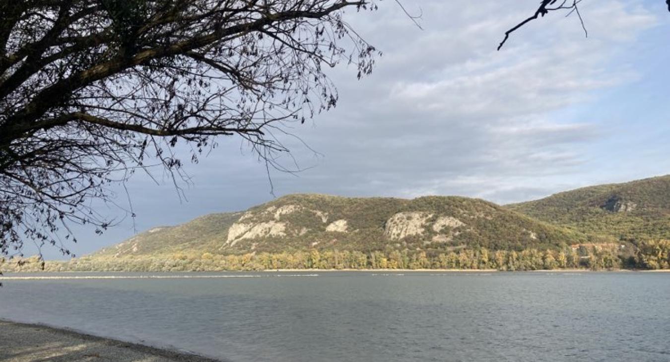 Erős, viharos széllel egy hidegfront robog át felettünk