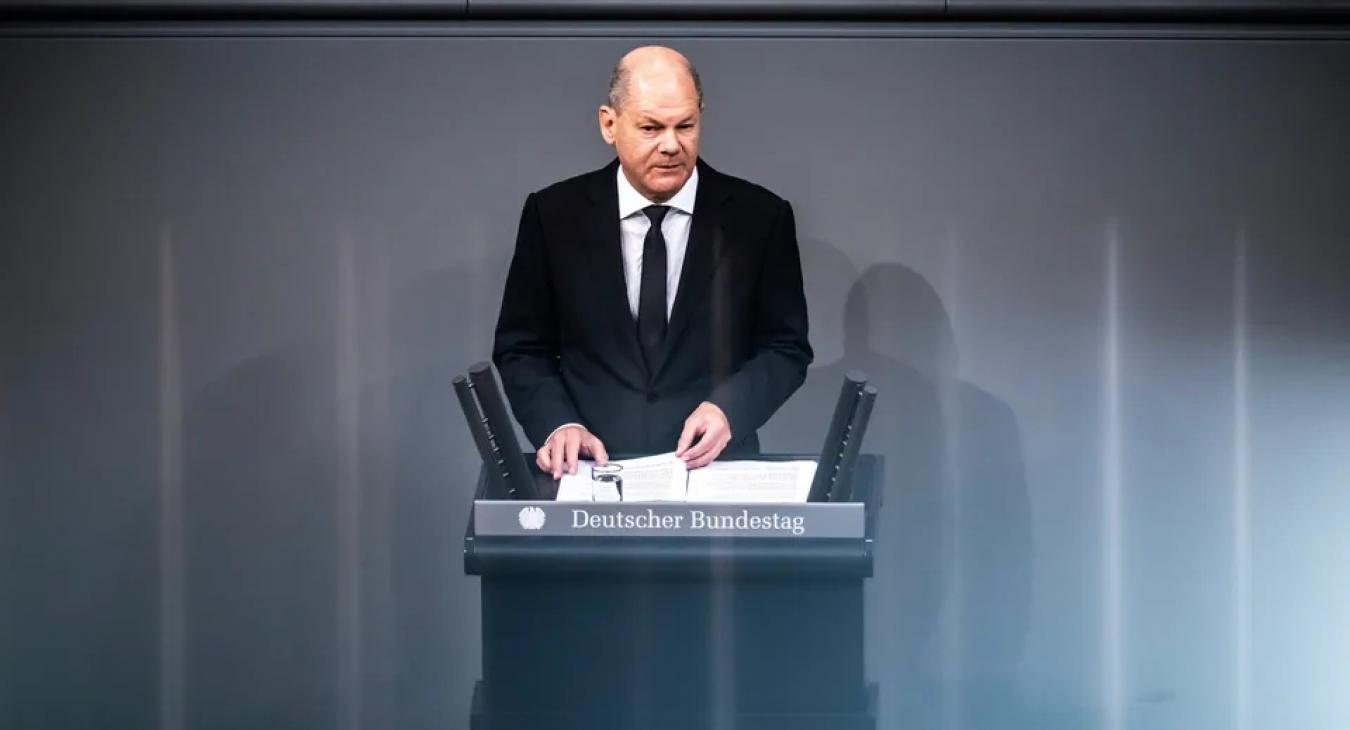 Véres összecsapások Berlinben: a tiltás sem állította meg a palesztinbarát tüntetőket