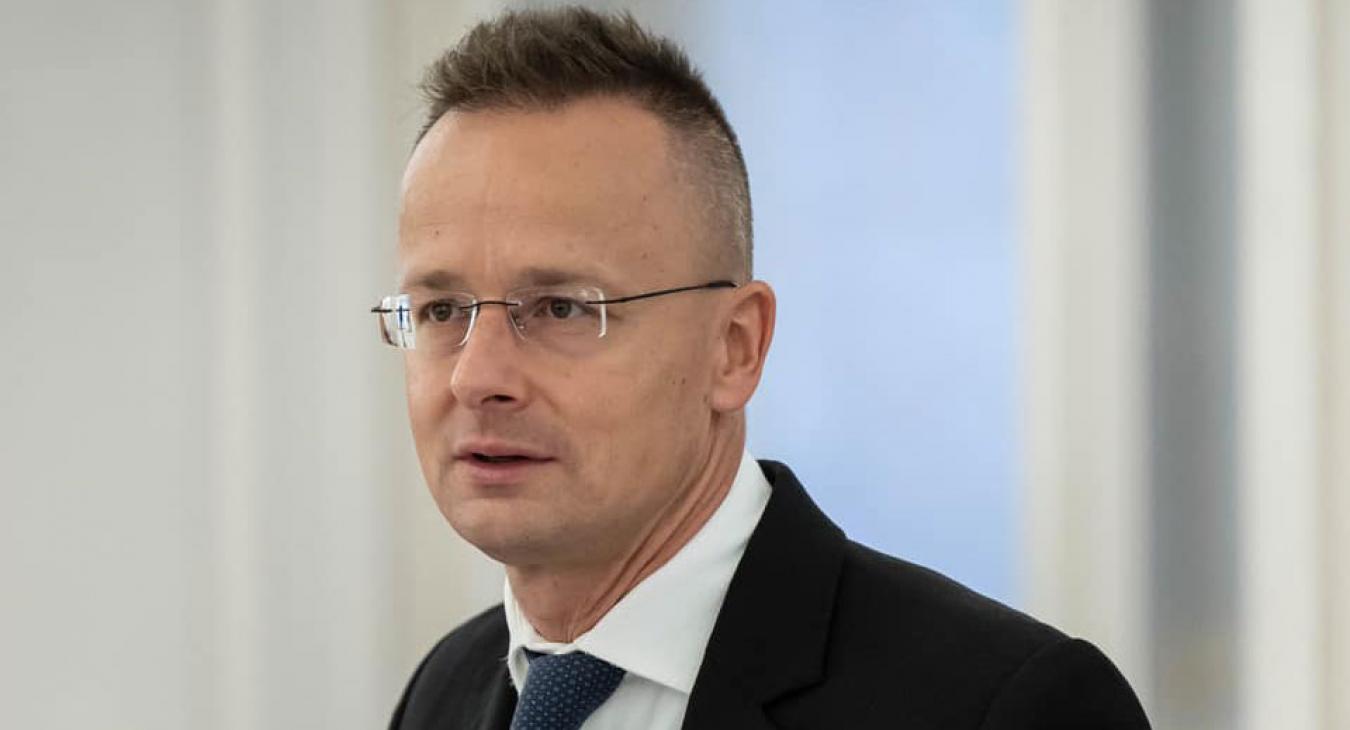 Szijjártó Péter kőkemény üzenetet küldött Brüsszelnek