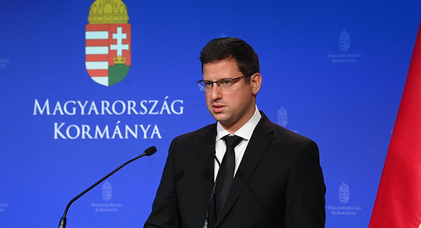 A szerdai kormányülés döntéseit előadja: Gulyás Gergely