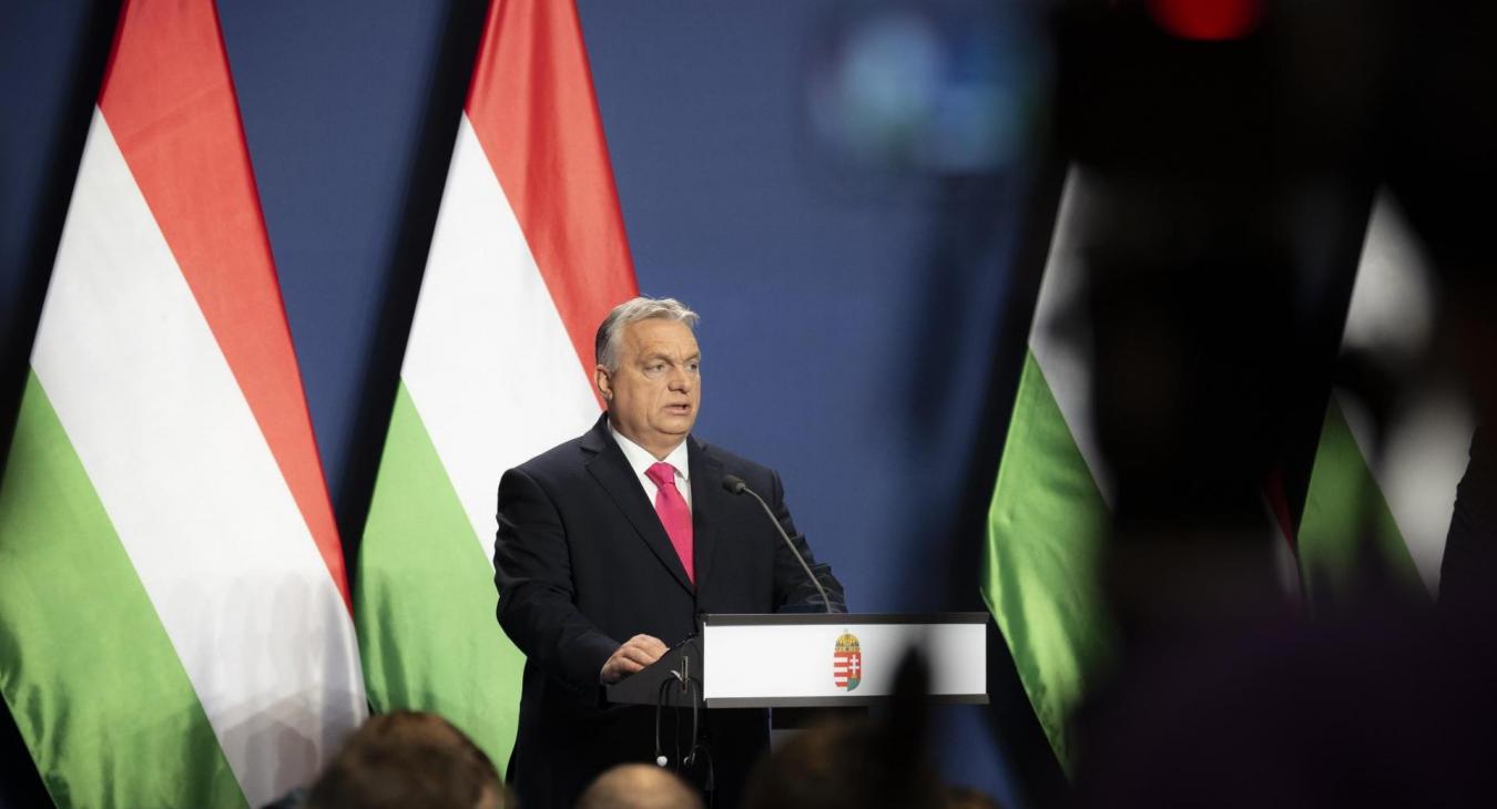 Nem tudni, pontosan mihez képest emelné meg a pedagógusi fizetéseket az Orbán-kormány 2024. februárjától