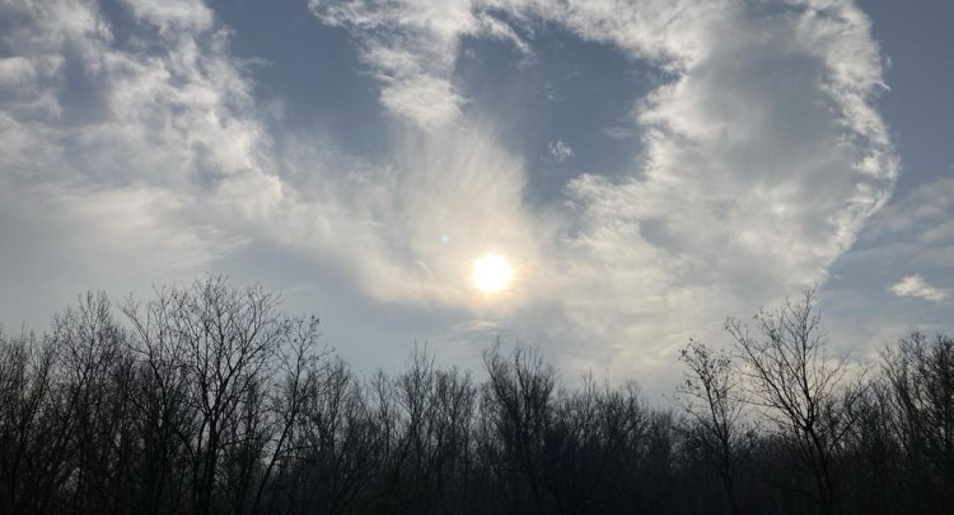 Napos reggel, borongós délután