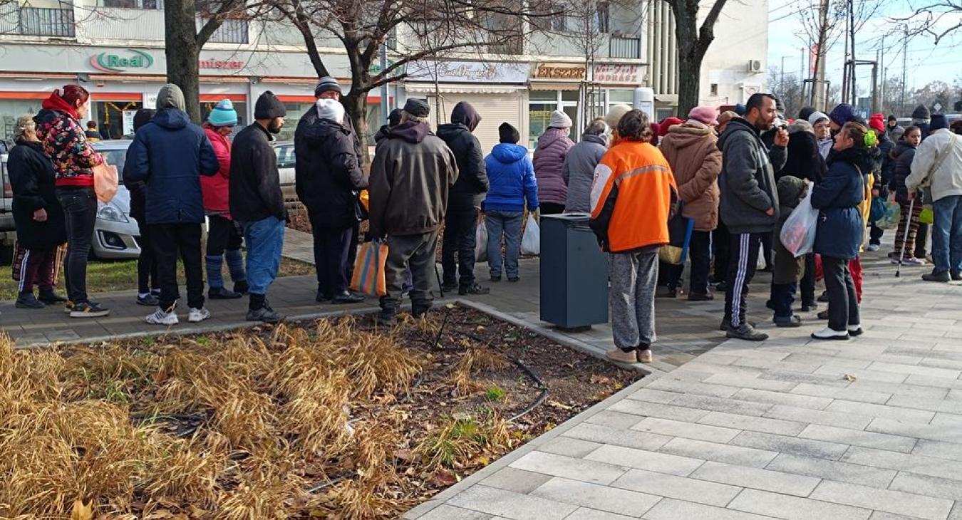 Januárban sem feledkeznek meg a nehéz sorsú emberekről Debrecenben