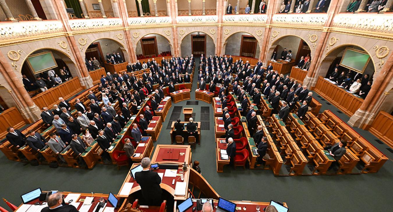 Megszavazta a parlament a svéd NATO-csatlakozást 