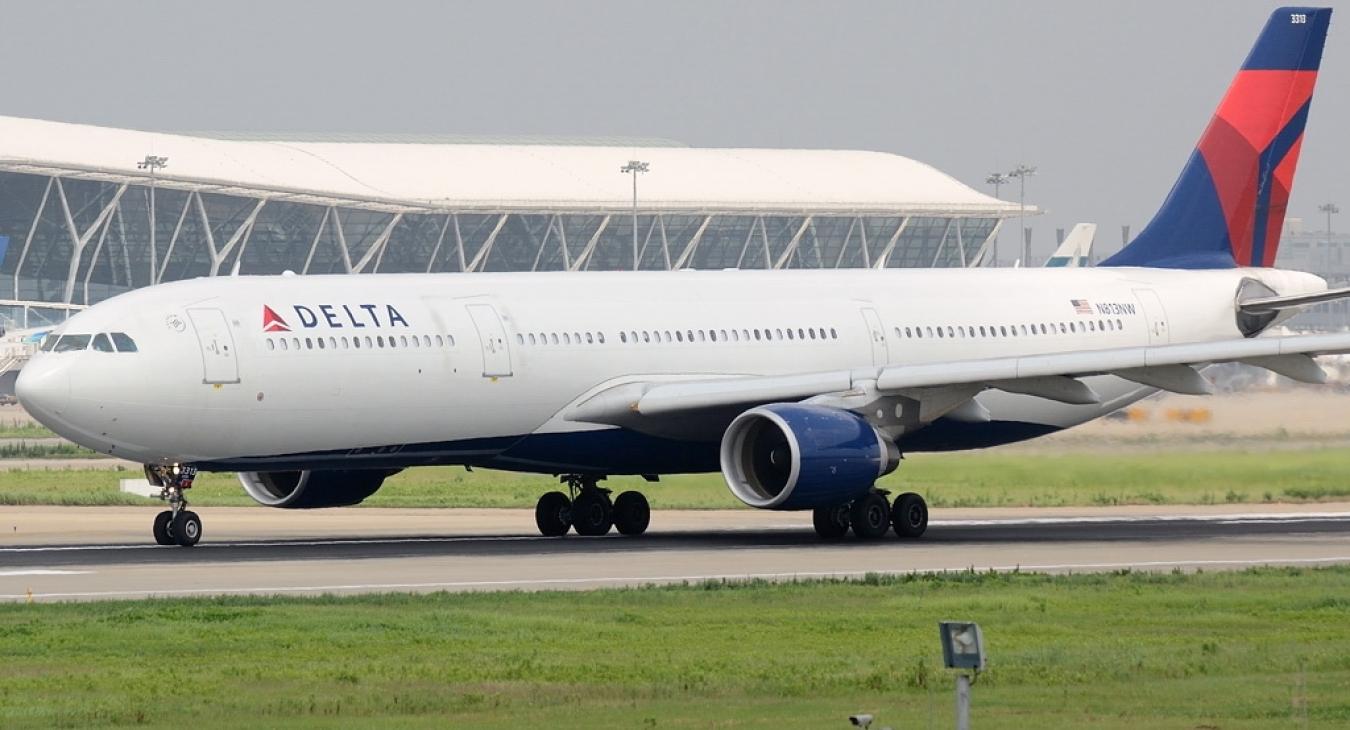 Hajtóműhiba miatt kellett visszafordulnia egy Airbus-nak