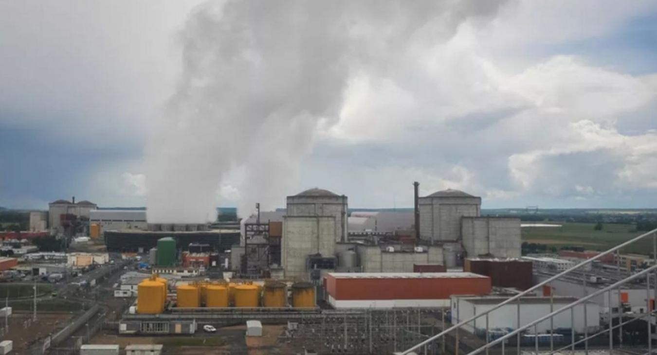 Tűz volt egy francia atomerőműben, leállt két reaktor