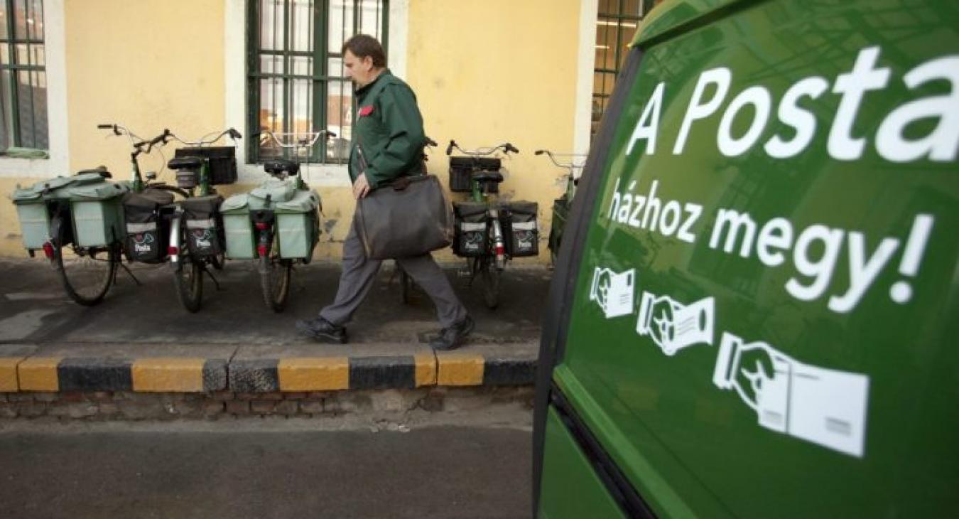 Érik a botrány: Kötelező lesz a Magyar Postával küldeni a csomagokat a webáruházaknak