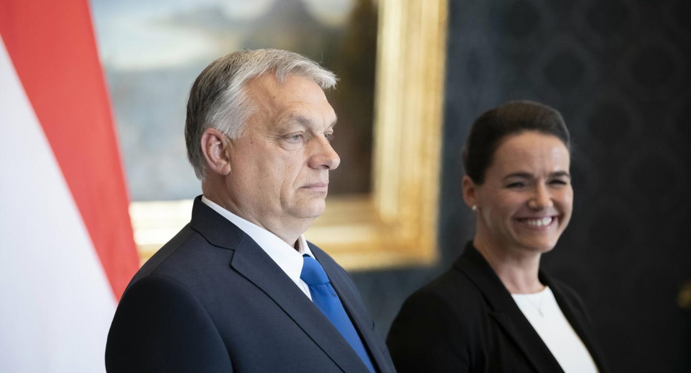 Orbán elnyomta a parázsló csikket
